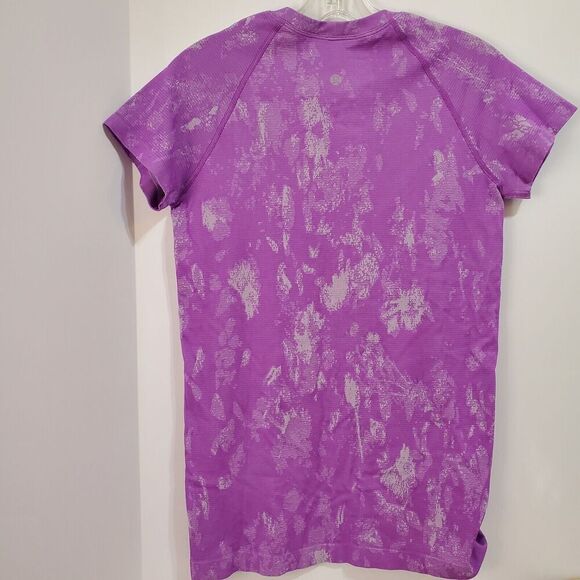 Lululemon Swiftly Tech Short Sleeve 2.0 Shirt Sz 8  Shadow Bloom Moonlit Magenta - Picture 5 of 6